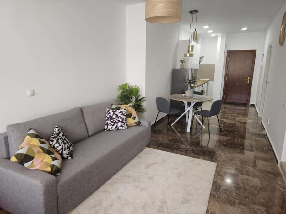 Tao City Center Apartment With Fee Wifi And Air Con By Namaste Elite Торремолинос Экстерьер фото